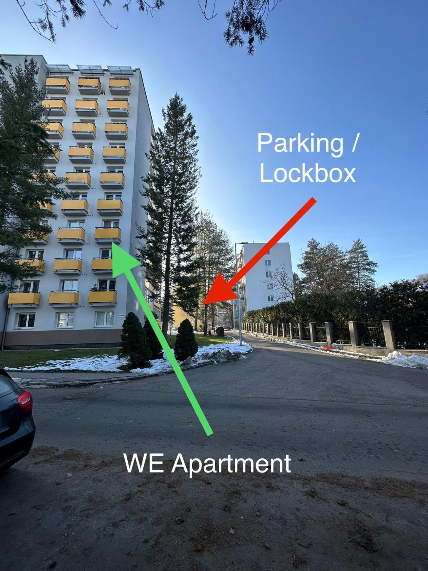 We Apartment - Close To The Center & City View, Self Check-In 24H Banská Bystrica Exteriér fotografie