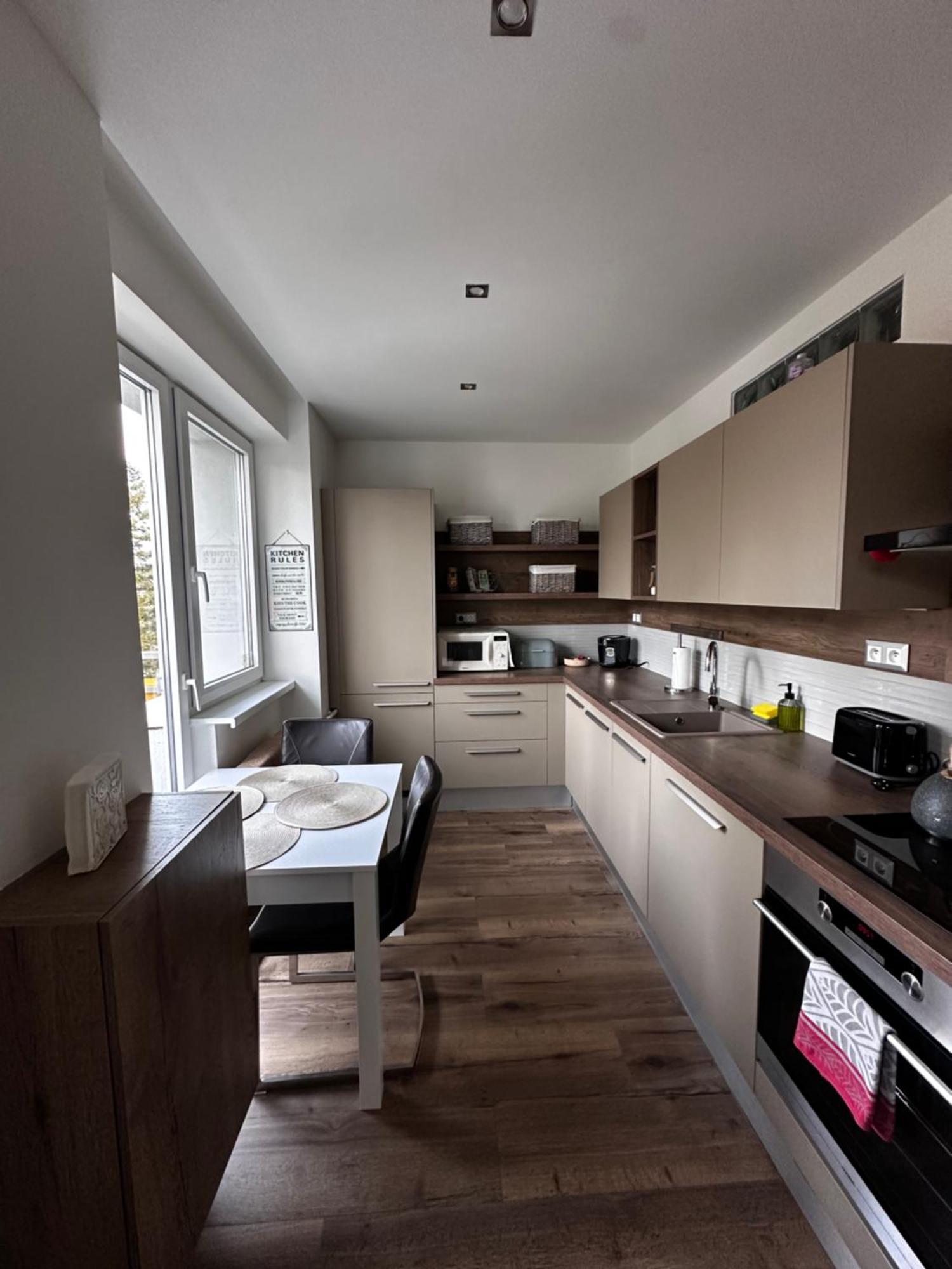 We Apartment - Close To The Center & City View, Self Check-In 24H Banská Bystrica Exteriér fotografie